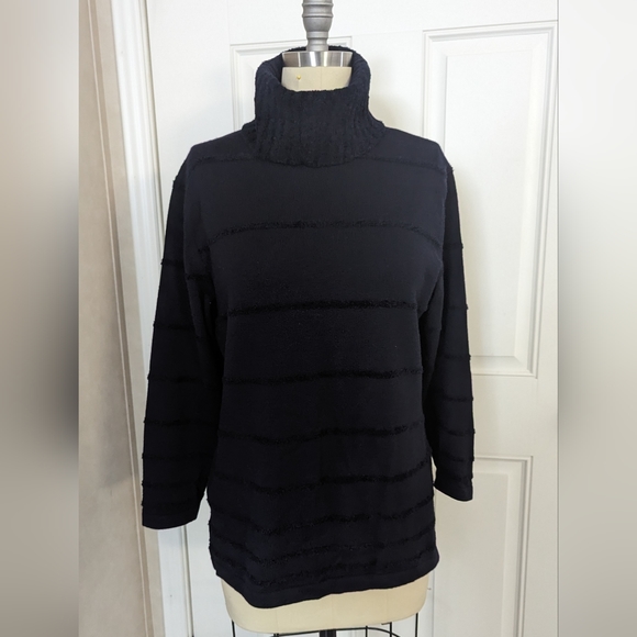 QUESTA DONNA! Sweater - Picture 14 of 14